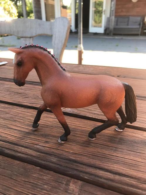 Schleich hannoveraan merrie, Verzamelen, Dierenverzamelingen, Zo goed als nieuw, Beeldje of Figuurtje, Paard, Ophalen of Verzenden
