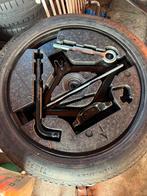 Thuiskomer volvo v70 laatste model 2016, Ophalen, Nieuw, Zomerbanden, Banden en Velgen