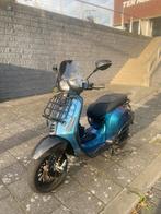 Vespa sprint ful uption custom, Fietsen en Brommers, Scooters | Vespa, Ophalen of Verzenden, Zo goed als nieuw, Benzine, Overige modellen