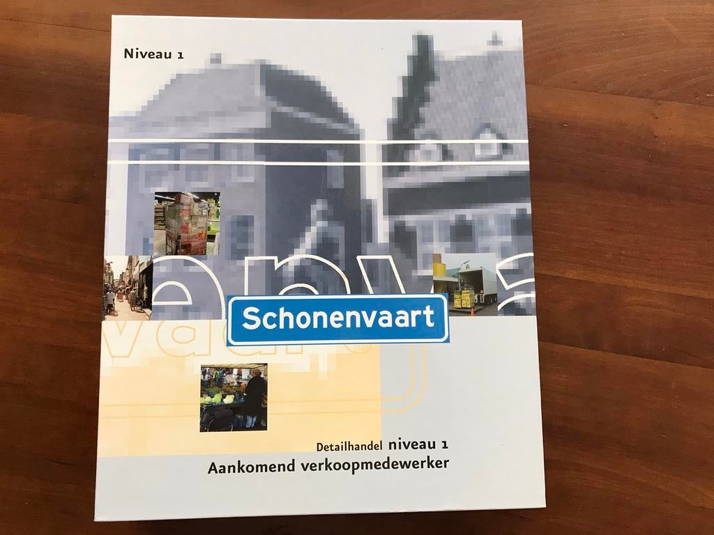 Opleidingscursus aankomend verkoopmedewerker detailhandel., Ophalen of Verzenden, Zo goed als nieuw, Overige niveaus, Nederlands