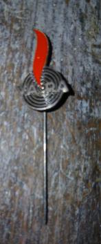 Vara pin/speldje, Verzamelen, Ophalen of Verzenden, Zo goed als nieuw, Merk, Speldje of Pin