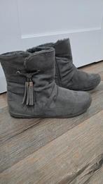 Grijze Lage Laarzen met Kwastjes, Lage of Enkellaarzen, Ophalen of Verzenden, Grijs, Onbekend