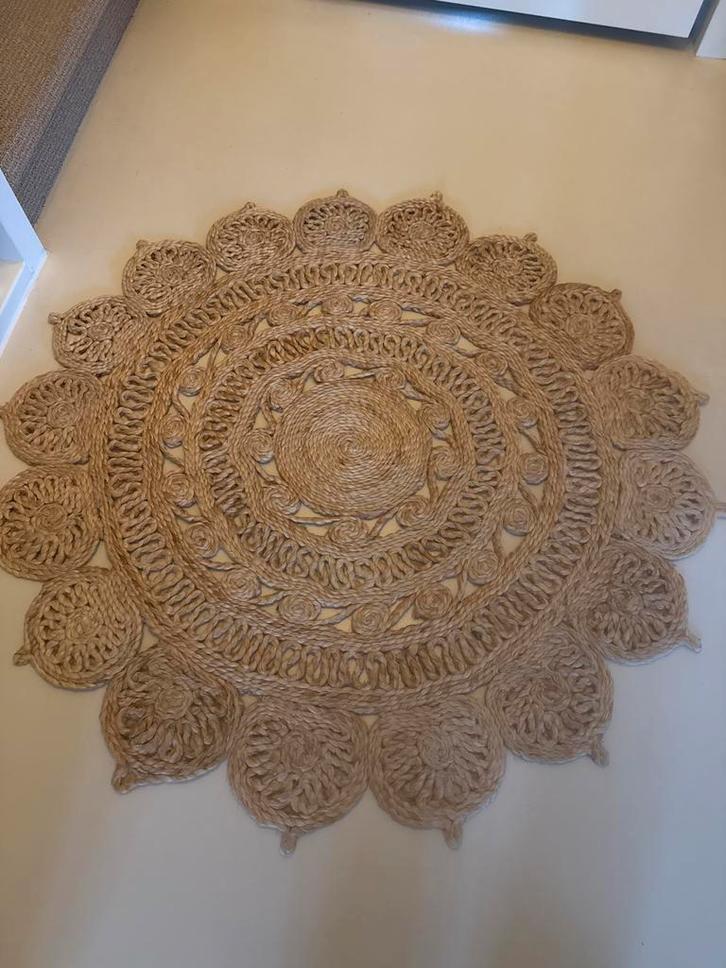 Sisal vloerkleed - diameter 130 cm - zo goed als nieuw, Huis en Inrichting, Stoffering | Tapijten en Kleden, Zo goed als nieuw