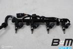 Injectoren + verdeler VW Golf 7 060225135007, Auto-onderdelen, Gebruikt