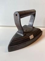 Antiek strijkijzer - Silvester Patent - 2,7 kg., Ophalen of Verzenden