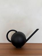 Ferm Living Orb Zwarte Bolvormige Gieter - Modern Design, Ophalen of Verzenden, Nieuw, Metaal