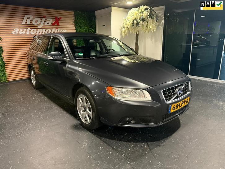 Volvo V70 2.0T Momentum LEDER/CRUISE/STOELVERW/NWE APK., Auto's, Volvo, Bedrijf, Te koop, V70, ABS, Airbags, Airconditioning, Boordcomputer