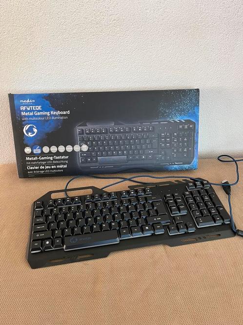 Nedis GKBD200BKUS / metal gaming keyboard, Computers en Software, Toetsenborden, Zo goed als nieuw, Qwerty, Verzenden