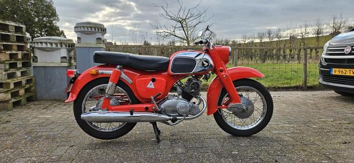 Honda dream benly ca95 oldtimer 1965 150cc 2 cilinder c92, Motoren, Motoren | Oldtimers, Ophalen