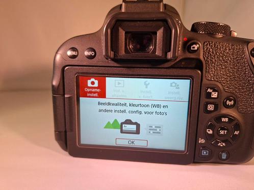 Canon 800d plus 2 lenzen en toebehoren, Audio, Tv en Foto, Fotocamera's Digitaal, Gebruikt, Spiegelreflex, Canon, Geen optische zoom
