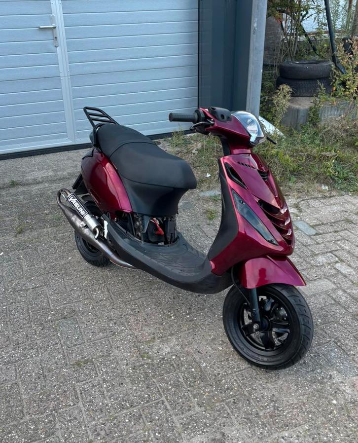 zip sprinter mk2 ( dit weekend 1550,- meenemen!!), Fietsen en Brommers, Scooters | Piaggio, Zo goed als nieuw, Zip, Tweetakt, Ophalen