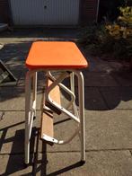 Vintage oranje keukentrapje, Antiek en Kunst, Ophalen