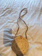 Ronde rieten schoudertas, Ophalen of Verzenden, Zo goed als nieuw, Bruin, Schoudertasje