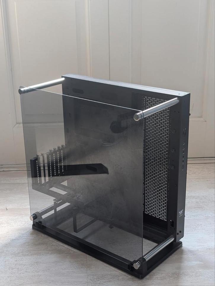 Thermaltake core P3 TG, Computers en Software, Computerbehuizingen, Ophalen of Verzenden