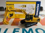 Komatsu PC 200-8 rupsgraafmachine NZG 632 Ken Kraft, Ophalen of Verzenden, Zo goed als nieuw, Hijskraan, Tractor of Landbouw, NZG