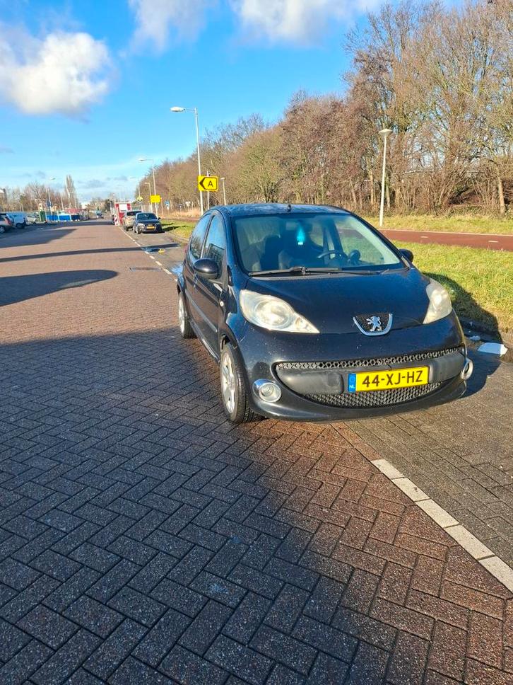 Peugeot 107 1.0 12V 5DR 2007 Zwart, Auto's, Peugeot, Particulier, Android Auto, Bluetooth, Centrale vergrendeling, Elektrische ramen