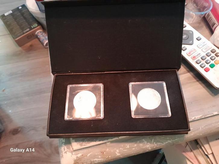 2 JFK Munten in Luxe Doos, Postzegels en Munten, Munten | Amerika, Ophalen of Verzenden