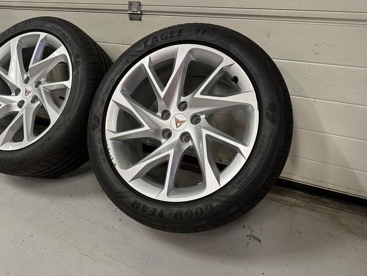 18inch Originele Cupra Velgen! Zgn A merk banden! 5x112 Form, Auto-onderdelen, Banden en Velgen, Banden en Velgen, Zomerbanden