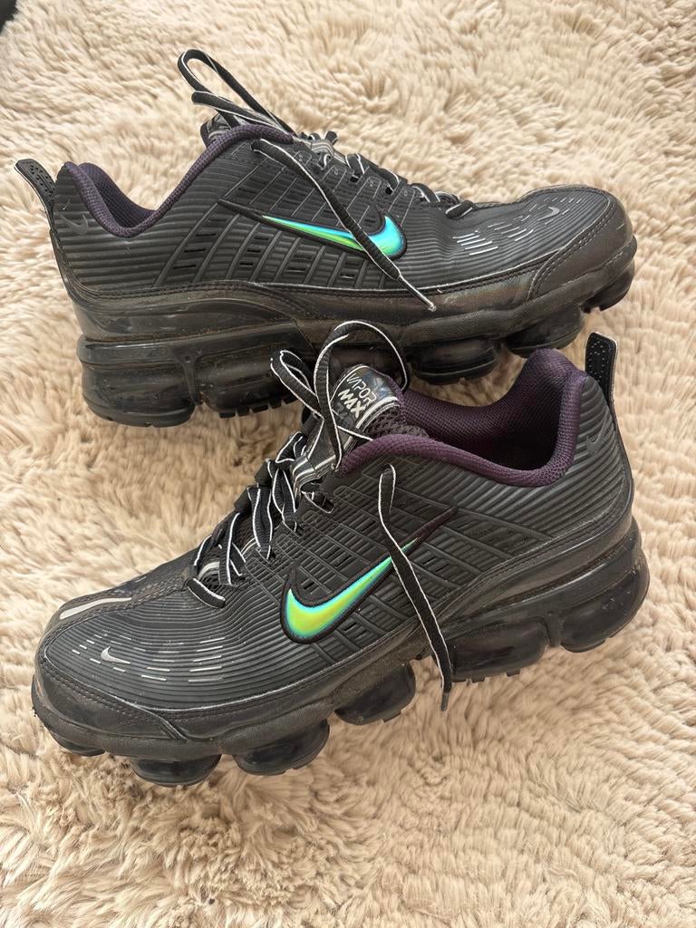 Nike Air VaporMax 360 "Black Iridescent" sneaker gebruikt!, Kleding | Heren, Schoenen, Ophalen of Verzenden, Gedragen, Zwart
