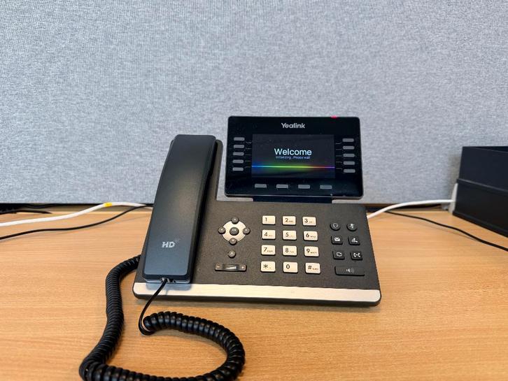 20 stuks Yealink SIP-T54W IP Telefoon (€ 79 per stuk), Telecommunicatie, Vaste telefoons | Handsets en Draadloos, Zo goed als nieuw