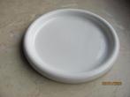 NIEUWSTAAT witte platte RONDE keramiek SCHAAL bord ø 24 cm, Porselein of Keramiek, Schaal, Rond, Ophalen of Verzenden