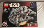 LEGO Star Wars Millennium Falcon UCS, Verzamelen, Star Wars, Ophalen of Verzenden, Zo goed als nieuw