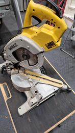Dewalt Afkortzaag - Toerenregeling, Doe-het-zelf en Verbouw, Gereedschap | Zaagmachines, Gebruikt, 70 mm of meer, Ophalen of Verzenden