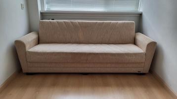 Slaapbank  beschikbaar voor biedingen