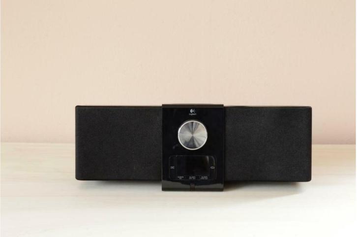 Logitech docking station, Audio, Tv en Foto, Mp3-spelers | Accessoires | Overige merken, Zo goed als nieuw, Speaker, Ophalen