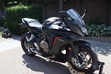 Honda CBR650F - Nieuwstaat  beschikbaar voor biedingen