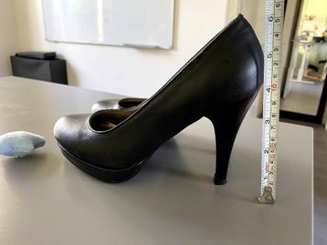 Zwarte hoge hakken - maat 36 beschikbaar voor biedingen