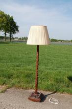 Antieke schemerlamp met houtsnijwerk, Antiek en Kunst, Antiek | Lampen, Ophalen