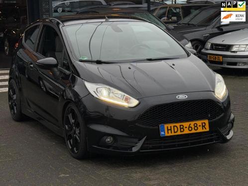 Ford Fiesta 1.6 ST2 XENON/VERLAAGD/210PK/MILLTEK/CAMERA/STLV, Auto's, Ford, Bedrijf, Te koop, Fiësta, ABS, Airbags, Airconditioning