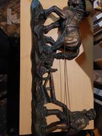 Bronzen beeld van paard en ploegende boer, Ophalen of Verzenden