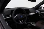 BMW iX1 eDrive20 M Sport / Panoramadak / Sportstoelen / Stoe, 750 kg, Met garantie (alle), 24 min, 363 min