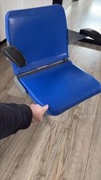 Te Koop 3 Stadion Stoelen, Ophalen, Gebruikt