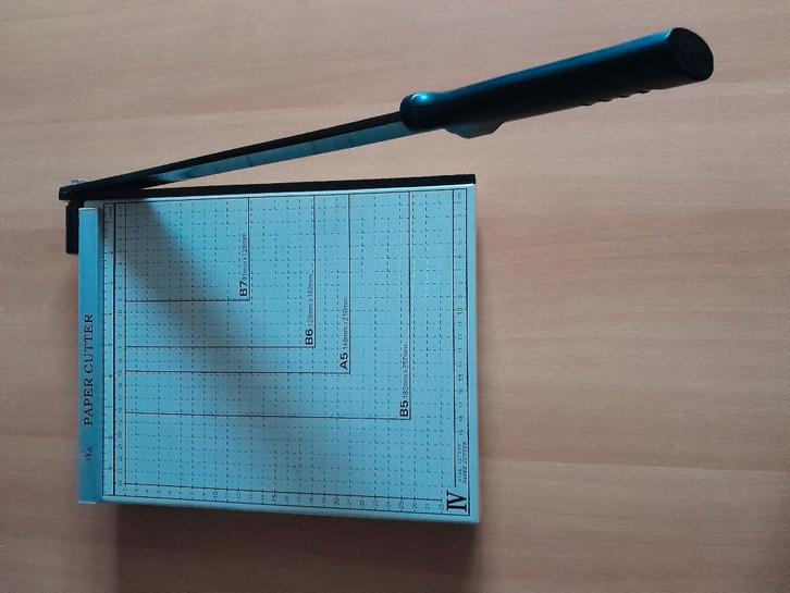 Metalen Hefboom Guillotine Papiersnijder (zgan) Paper Cutter, Diversen, Papierwaren, Zo goed als nieuw, Ophalen