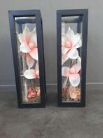 2 kunstplanten/kunstbloemen in frame met plexiglas, Ophalen, Gebruikt