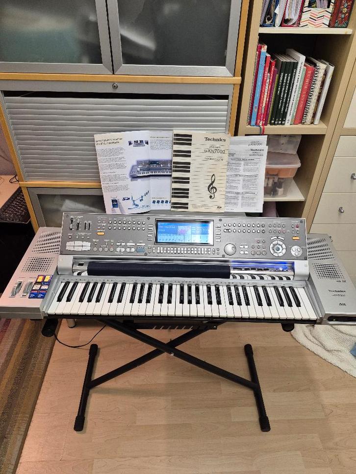 Keyboard Technics SX-KN7000, Muziek en Instrumenten, Keyboards, Gebruikt, 61 toetsen, Technics, Aanslaggevoelig, Met standaard