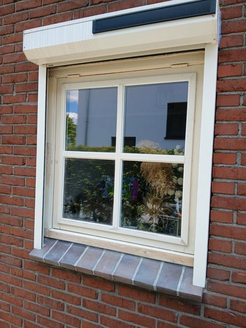 Gezocht Vak mensen die het kozijn kunnen repareren., Diensten en Vakmensen, Klussers en Klusbedrijven