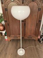 HARVEY GUZZINI Witte vloerlamp, Huis en Inrichting, Lampen | Vloerlampen, Ophalen, Gebruikt, Metaal, 150 tot 200 cm