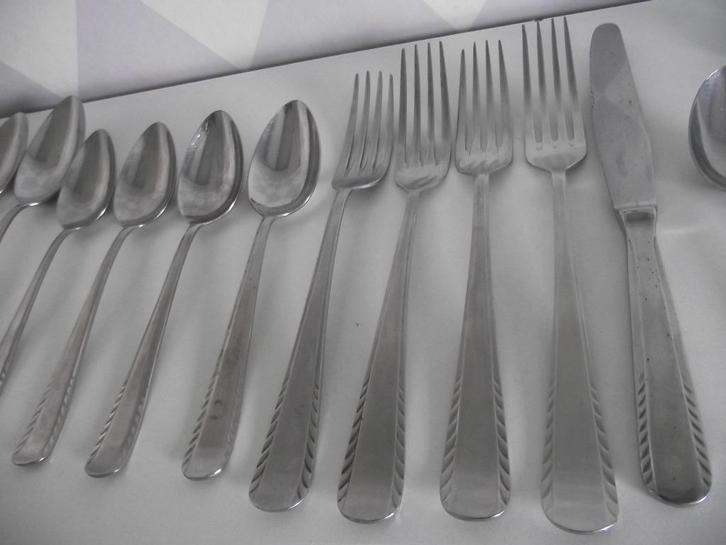 37 stuks vintage Nona bestek 450 streepje RVS 1920-1930 p st, Antiek en Kunst, Antiek | Bestek, Ophalen of Verzenden