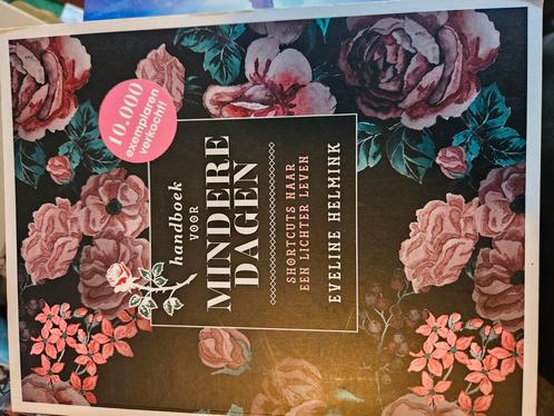 Eveline Helmink - Handboek voor mindere dagen, Boeken, Psychologie, Zo goed als nieuw, Ophalen of Verzenden