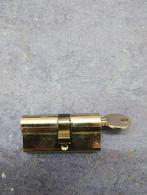 Slot met sleutel, Ophalen of Verzenden, Gebruikt, Overige materialen, Slot