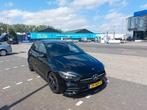 Mercedes-Benz B-Klasse B180 amg sfeerverlichting panorama, Auto's, 136 pk, 4 cilinders, 700 kg, Zwart