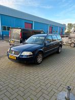 Volkswagen Passat 2.0 Variant 96KW 2004 Blauw, Auto's, Volkswagen, Voorwielaandrijving, Stof, 74 €/maand, 4 cilinders