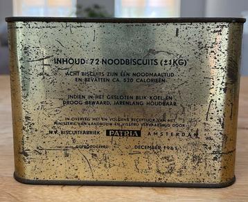 Blik noodbiscuits 1961 beschikbaar voor biedingen
