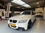 BMW 3 serie 320i 170PK M PAKKET STOEL VW DEALER ONDERHOUDEN!, 1435 kg, Wit, 11 km/l, 170 pk