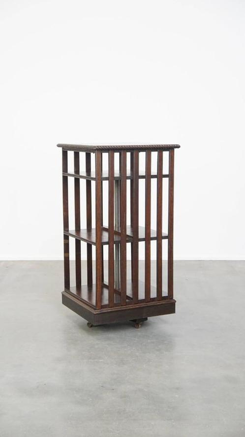 Grote antieke Engelse eikenhouten boekenmolen op wieltjes, Antiek en Kunst, Antiek | Meubels | Kasten, Ophalen