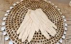 vintage brocant brocante oude leren handschoenen curiosa, Ophalen of Verzenden